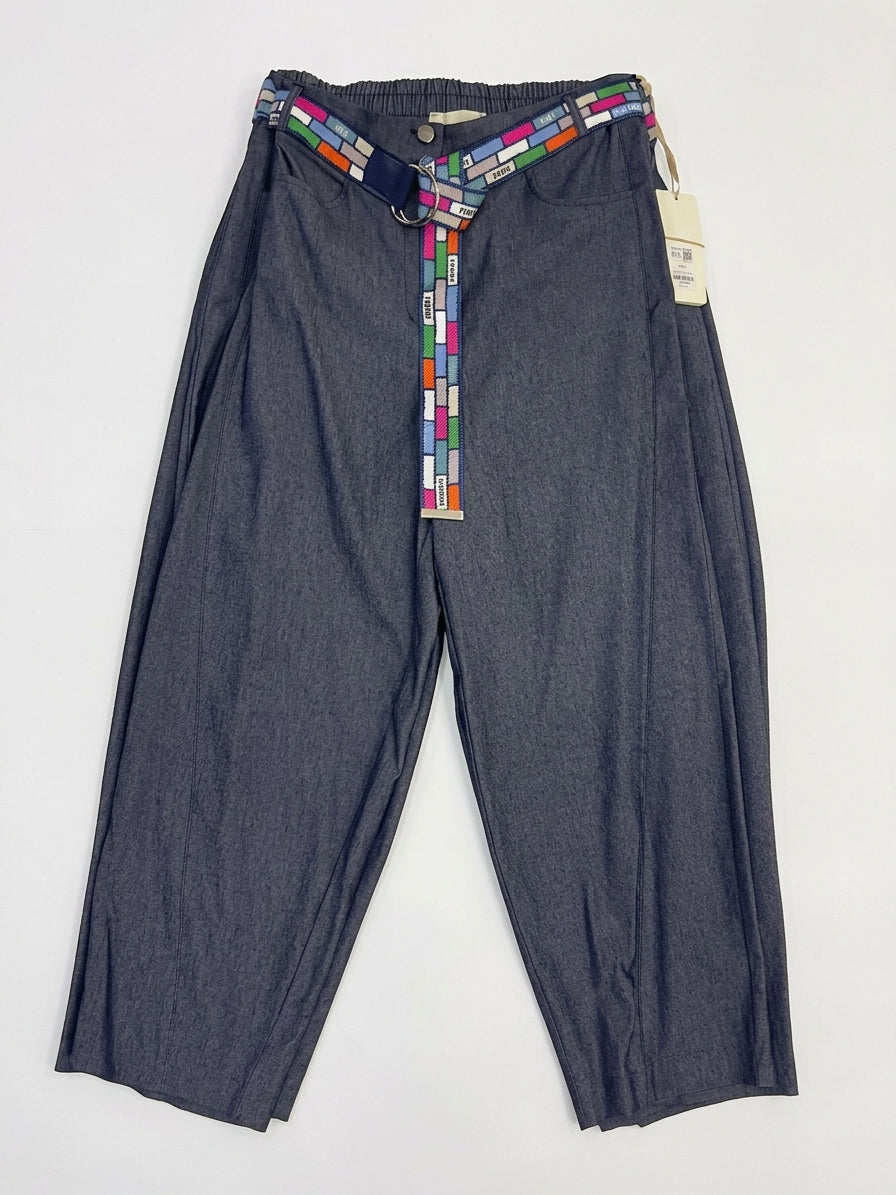 Women’s High-Waisted Wide-Leg Trousers with Statement Belt