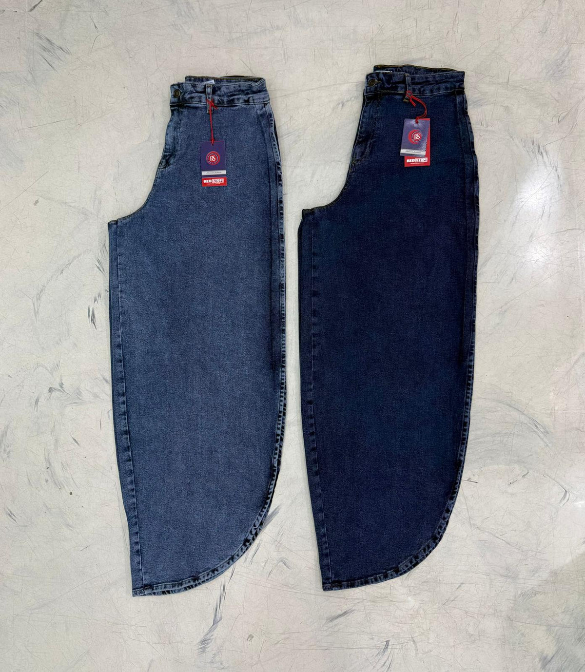 Women’s High-Waisted Wide-Leg Horseshoe Jeans – Vintage Blue Denim Curved Leg Pants