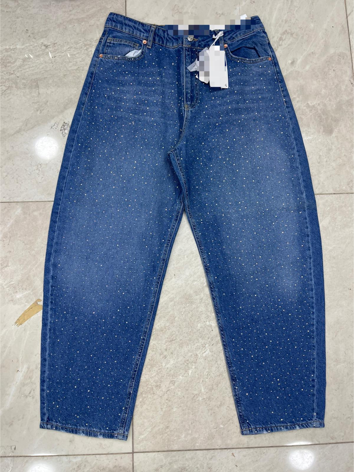 Women’s Rhinestone Studded Straight Leg Jeans – Sparkle Embellished Denim Pants